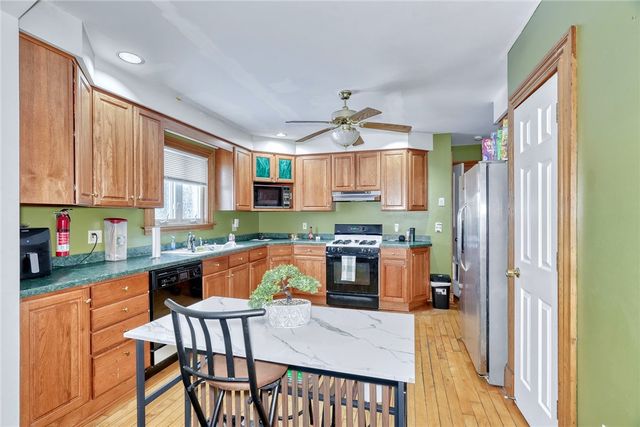 66 East Main Street, Webster, NY 14580