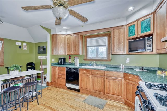 66 East Main Street, Webster, NY 14580