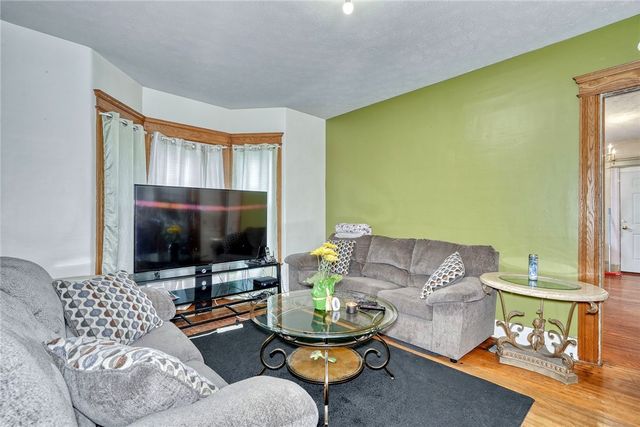 66 East Main Street, Webster, NY 14580