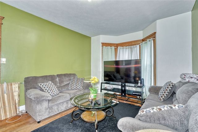 66 East Main Street, Webster, NY 14580