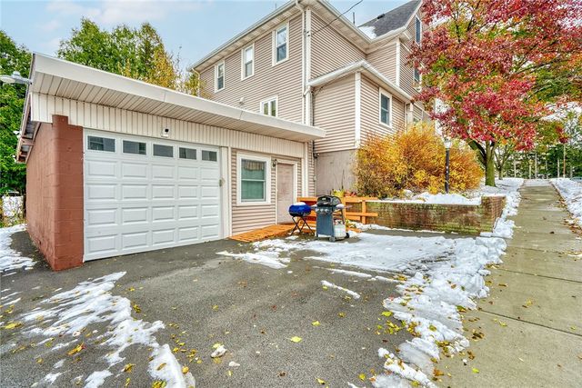 66 East Main Street, Webster, NY 14580