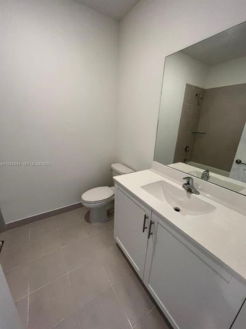 24480 SW 119th Place, Homestead, FL 33032