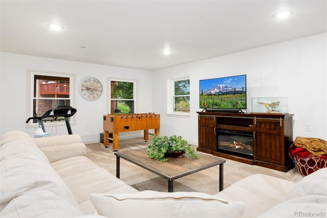 4945 Greenwich Lane, Highlands Ranch, CO 80130