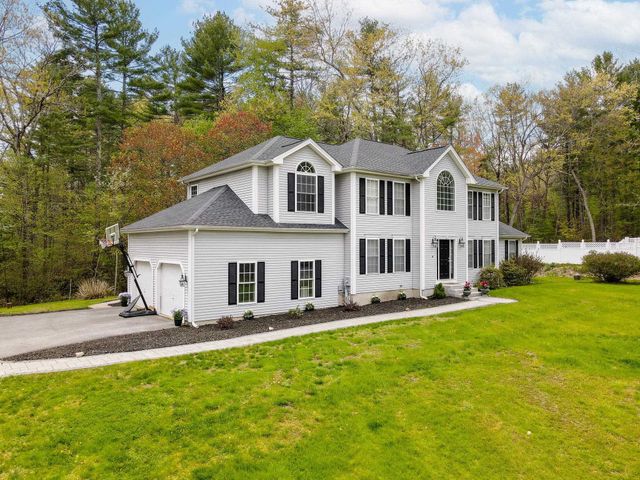 14 Cheshire Court, Londonderry, NH 03053