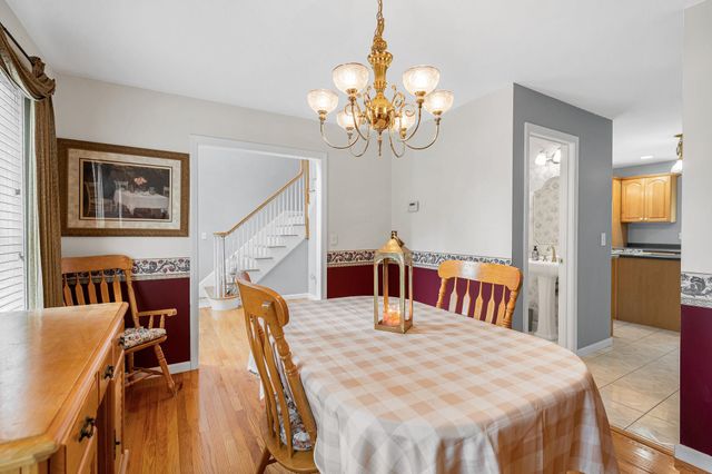 14 Cheshire Court, Londonderry, NH 03053