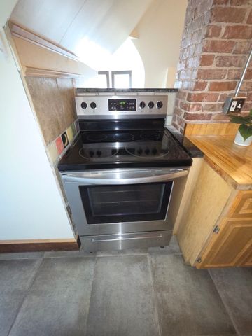 659 Southbridge Street 3, Worcester, MA 01610