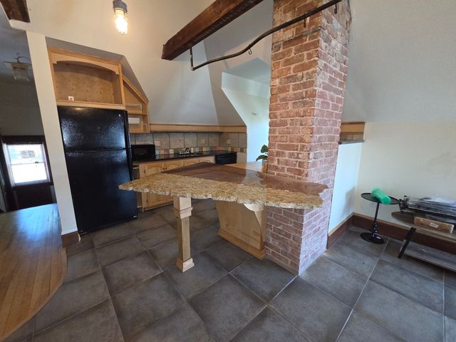 659 Southbridge Street 3, Worcester, MA 01610