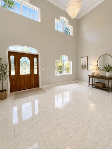 11052 LYNN LAKE CIRCLE, Tampa, FL 33625