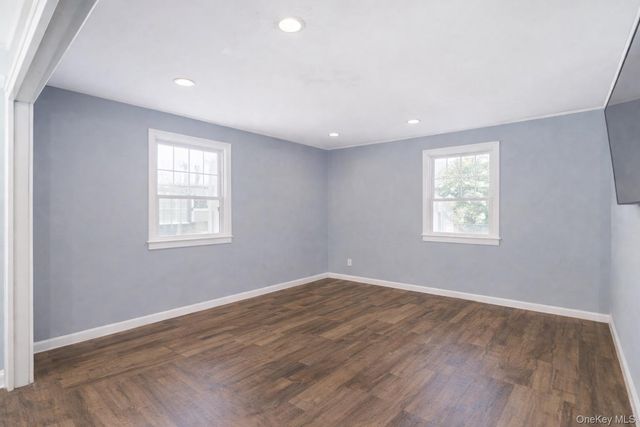 101 Spruce Avenue, Bethpage, NY 11714