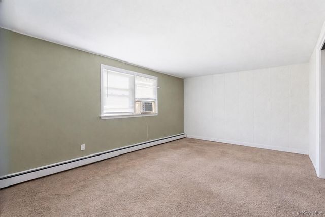 101 Spruce Avenue, Bethpage, NY 11714