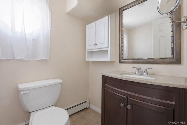 101 Spruce Avenue, Bethpage, NY 11714