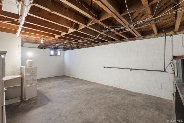 101 Spruce Avenue, Bethpage, NY 11714