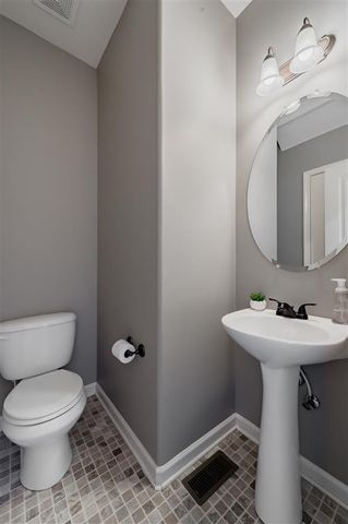 3493 Southwood Dr, Clarksville, TN 37042