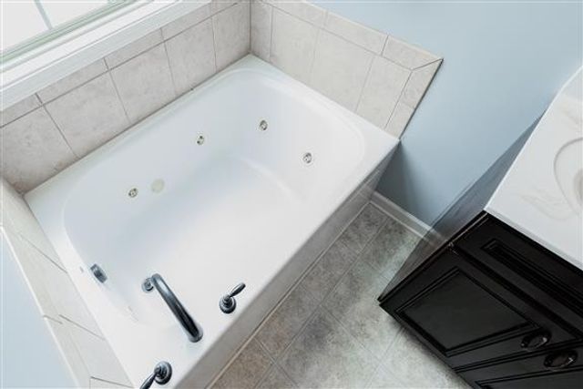 3493 Southwood Dr, Clarksville, TN 37042