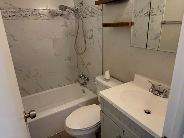 3621 Pleasant Run Road, Irving, TX 75062