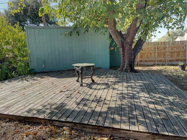 3621 Pleasant Run Road, Irving, TX 75062