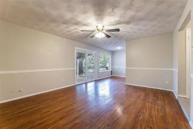 3621 Pleasant Run Road, Irving, TX 75062