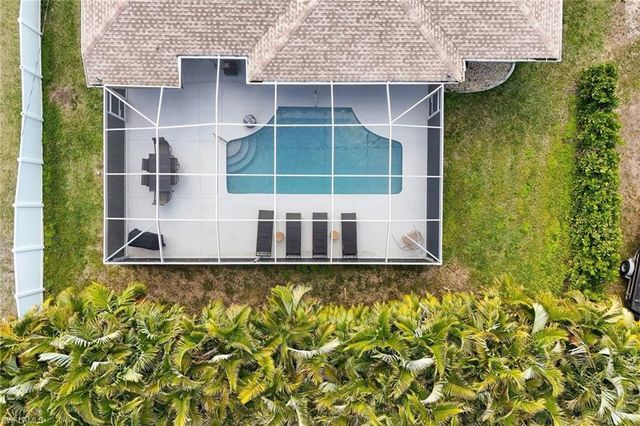 1813 SW 50th TER, Cape Coral, FL 33914