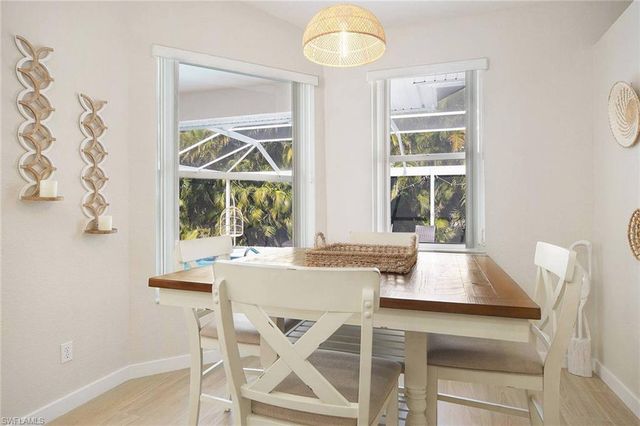 1813 SW 50th TER, Cape Coral, FL 33914