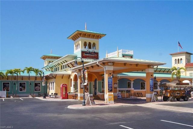 1813 SW 50th TER, Cape Coral, FL 33914