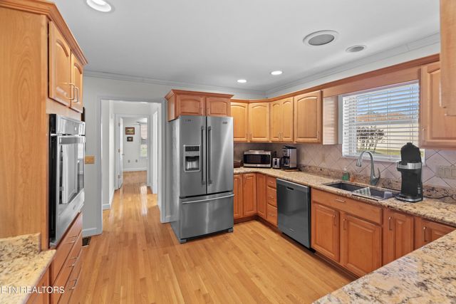 4875 Stapleton Rd, Morristown, TN 37813