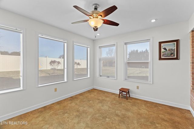 4875 Stapleton Rd, Morristown, TN 37813