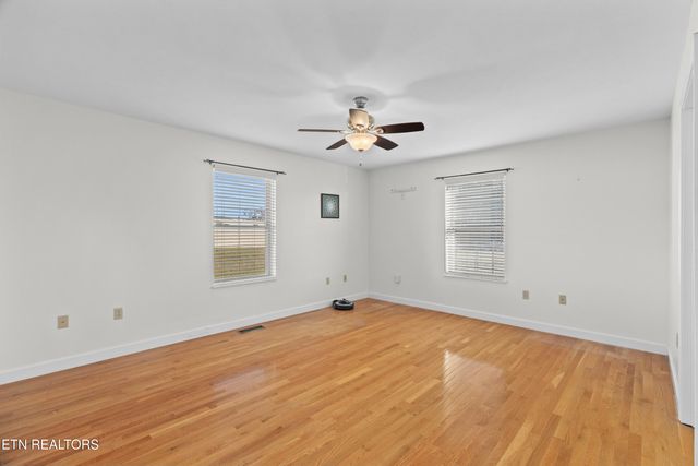 4875 Stapleton Rd, Morristown, TN 37813