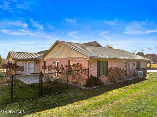 4875 Stapleton Rd, Morristown, TN 37813