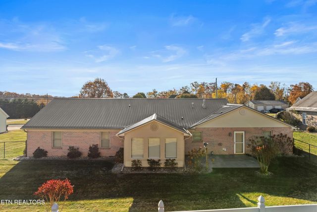 4875 Stapleton Rd, Morristown, TN 37813