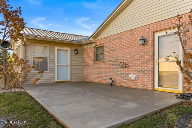 4875 Stapleton Rd, Morristown, TN 37813