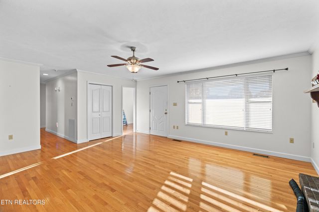 4875 Stapleton Rd, Morristown, TN 37813