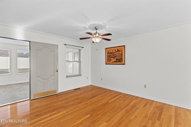 4875 Stapleton Rd, Morristown, TN 37813