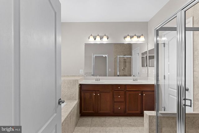 19392 COPPERMINE SQ, Leesburg, VA 20176