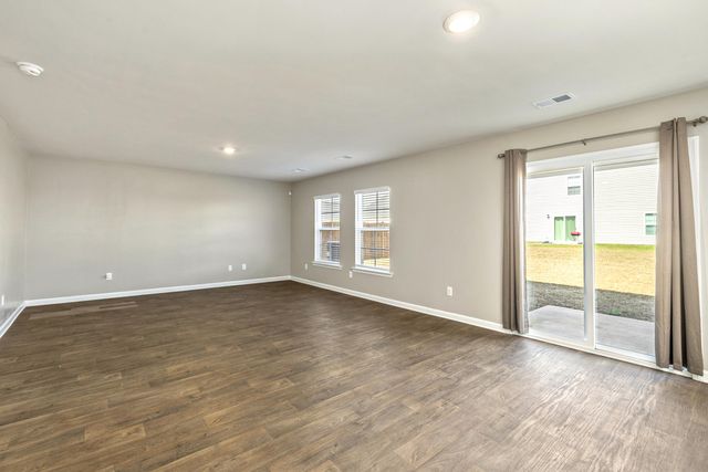 1919 Barnhart Drive, Sumter, SC 29153