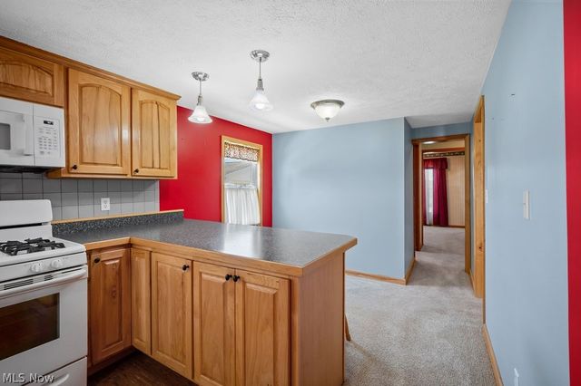 466 Palestine Road, Elizabeth, WV 26143