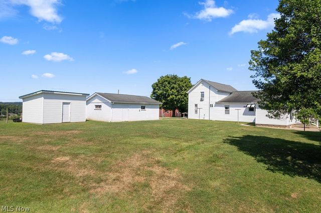 466 Palestine Road, Elizabeth, WV 26143