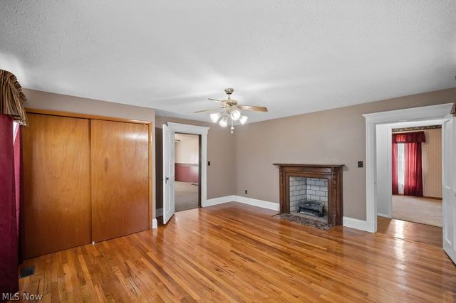 466 Palestine Road, Elizabeth, WV 26143