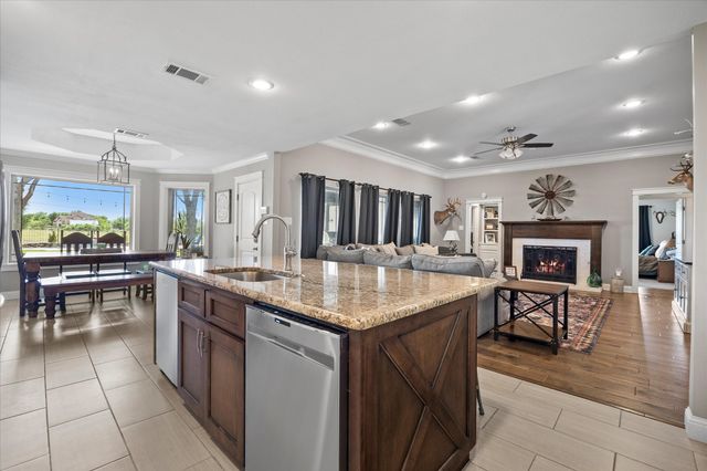 3 Crestview Circle, Rockwall, TX 75087