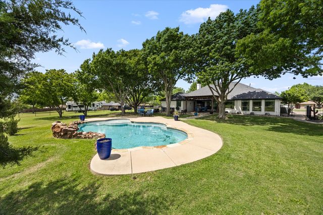 3 Crestview Circle, Rockwall, TX 75087