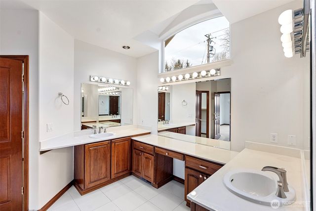 14815 14th Avenue NW, Gig Harbor, WA 98332