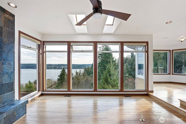 14815 14th Avenue NW, Gig Harbor, WA 98332