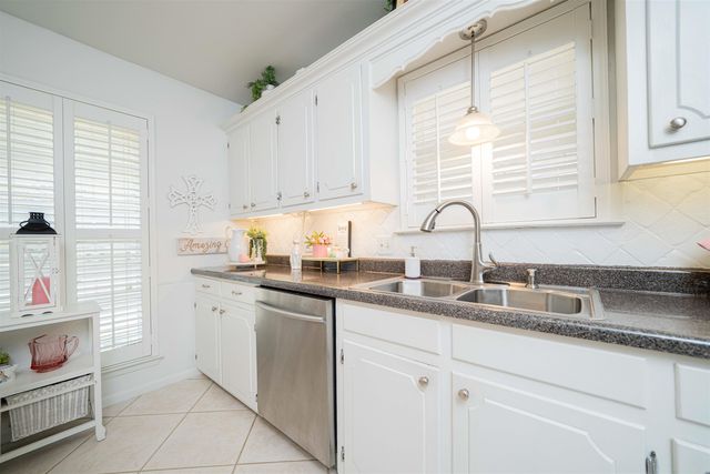 209 Cheryl St, Longview, TX 75604