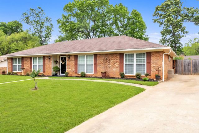 209 Cheryl St, Longview, TX 75604