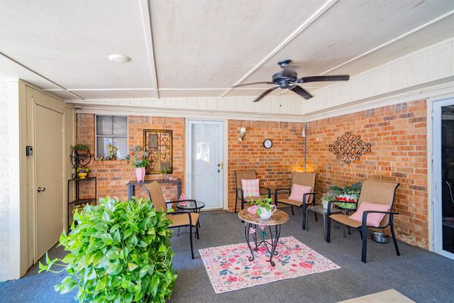 209 Cheryl St, Longview, TX 75604