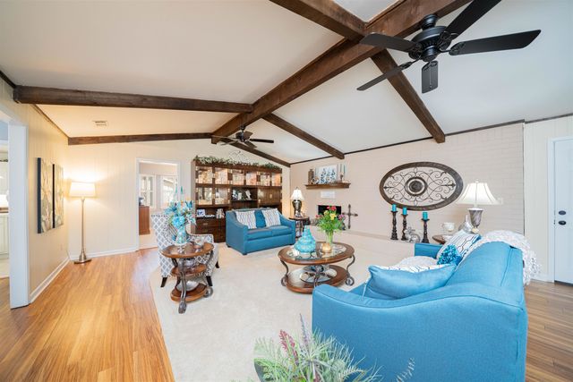 209 Cheryl St, Longview, TX 75604