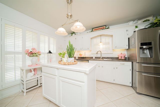 209 Cheryl St, Longview, TX 75604