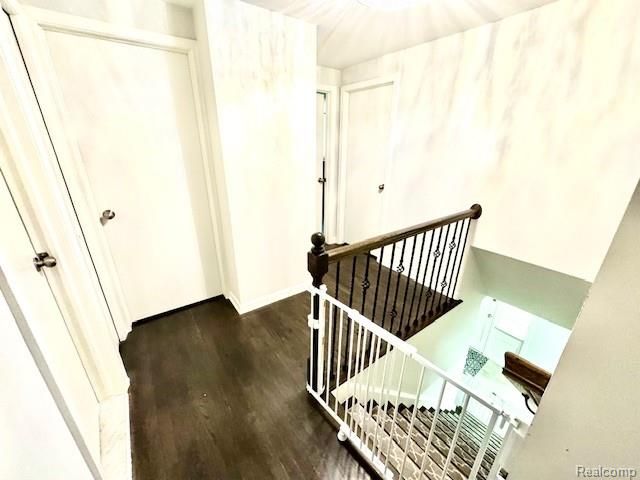 4205 Hardwoods Drive, West Bloomfield, MI 48323