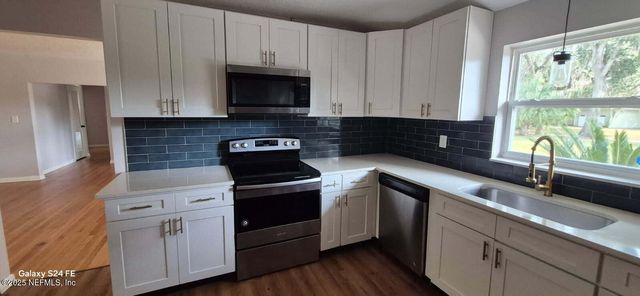 6117 CLIFTON Avenue, Jacksonville, FL 32211