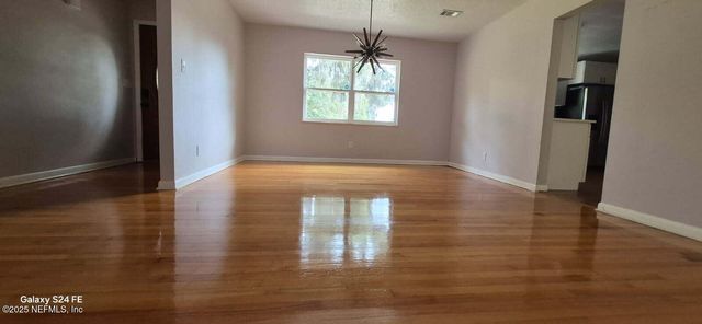 6117 CLIFTON Avenue, Jacksonville, FL 32211