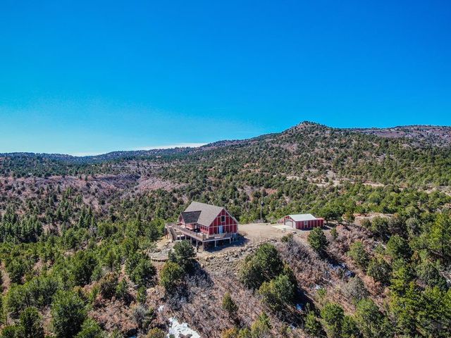 33186 Little Bear Dr, Trinidad, CO 81082